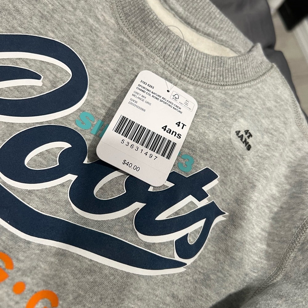 Boys size 4 Roots sweatshirt